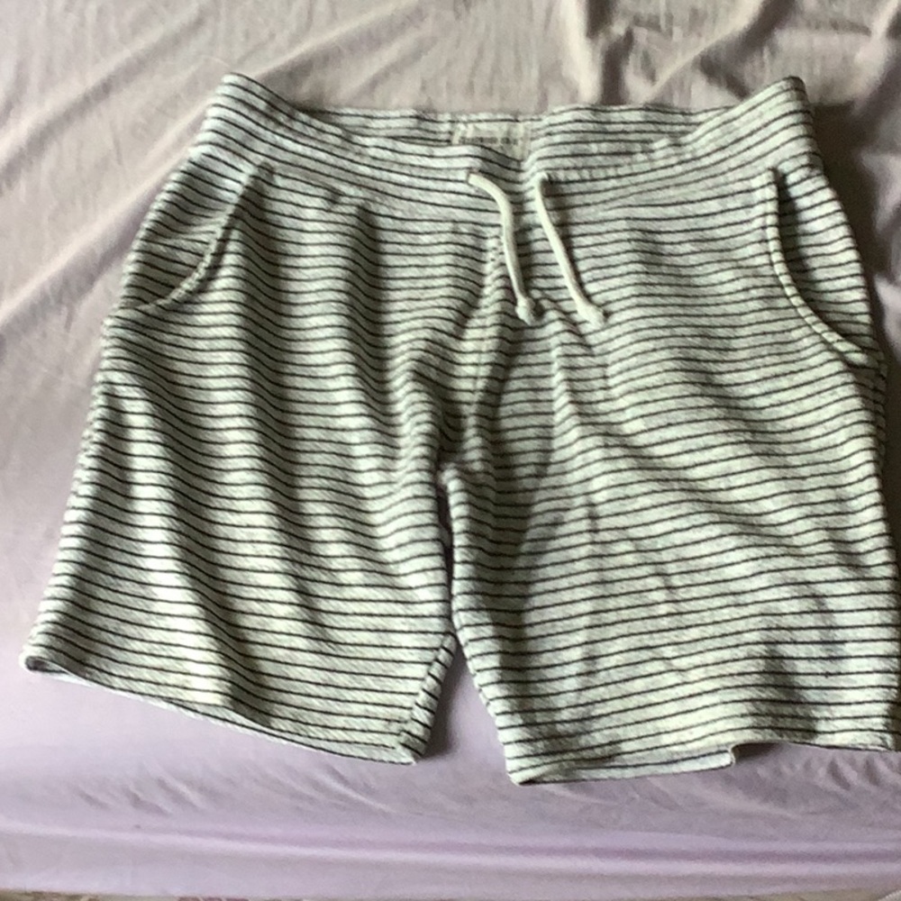 ⭐️Cedarwood State Men’s Sweat Shorts with 3 Pockets Size Medium⭐️